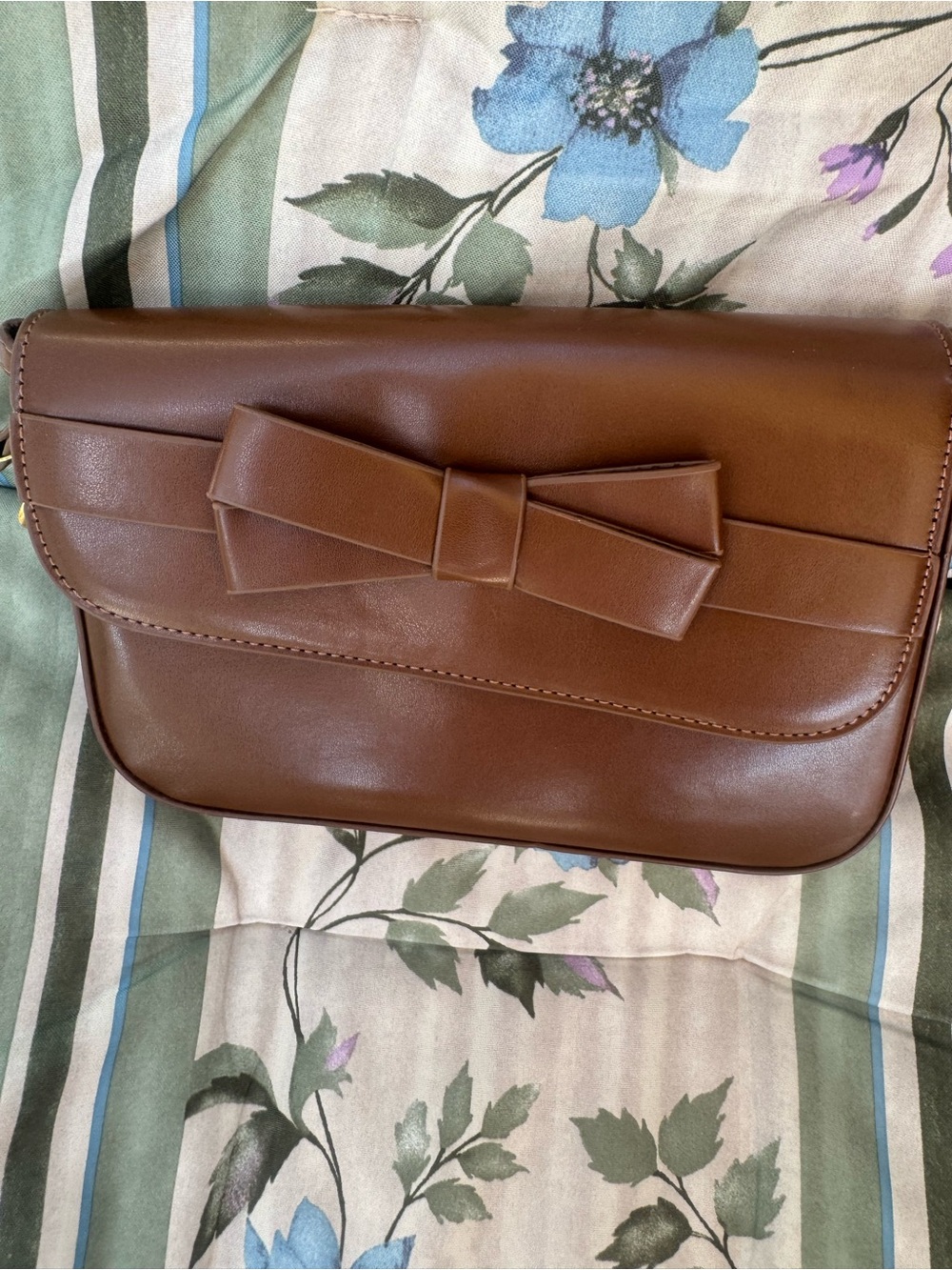Brown Bow-Accent Women’s Bag